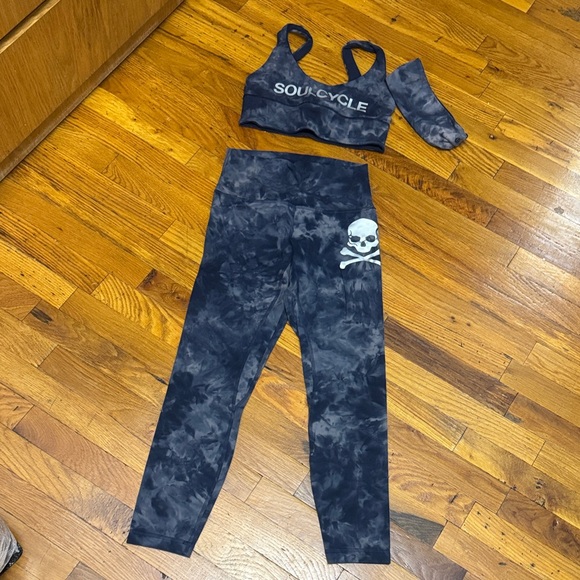 Lululemon X Soulcycle
